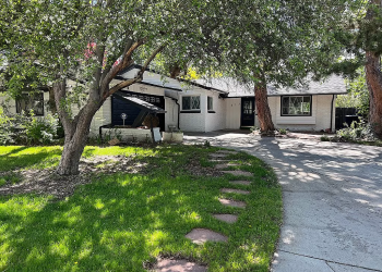 417 S Pontiac Way (8)